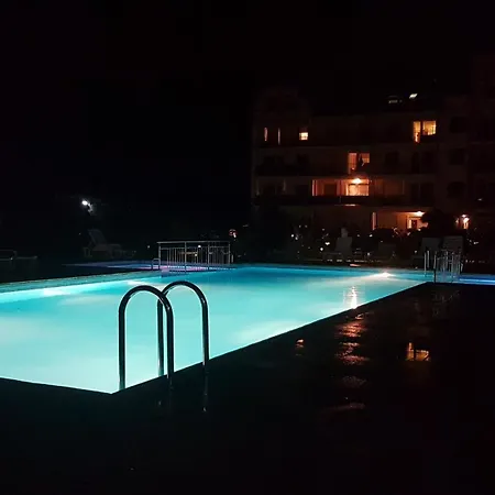 Vi Blue Mare Apartament *